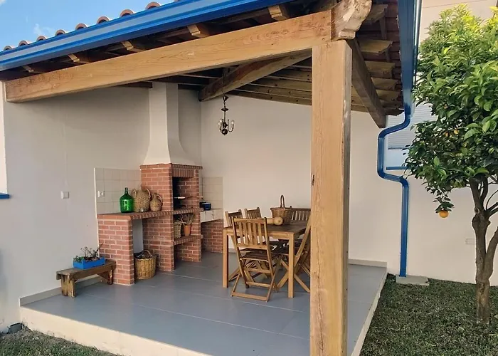 Casa Da Avo Julia 度假居 Carvide